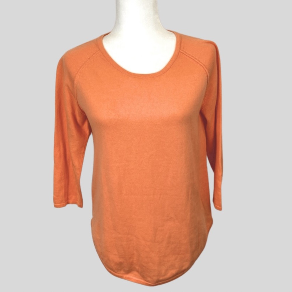 Jeanne Pierre top